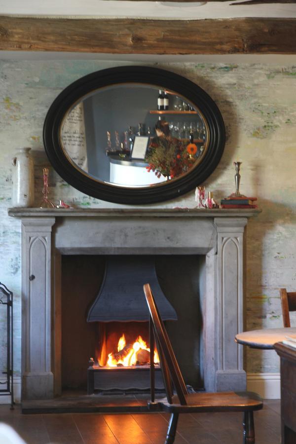 Plough Inn Lupton Exteriér fotografie